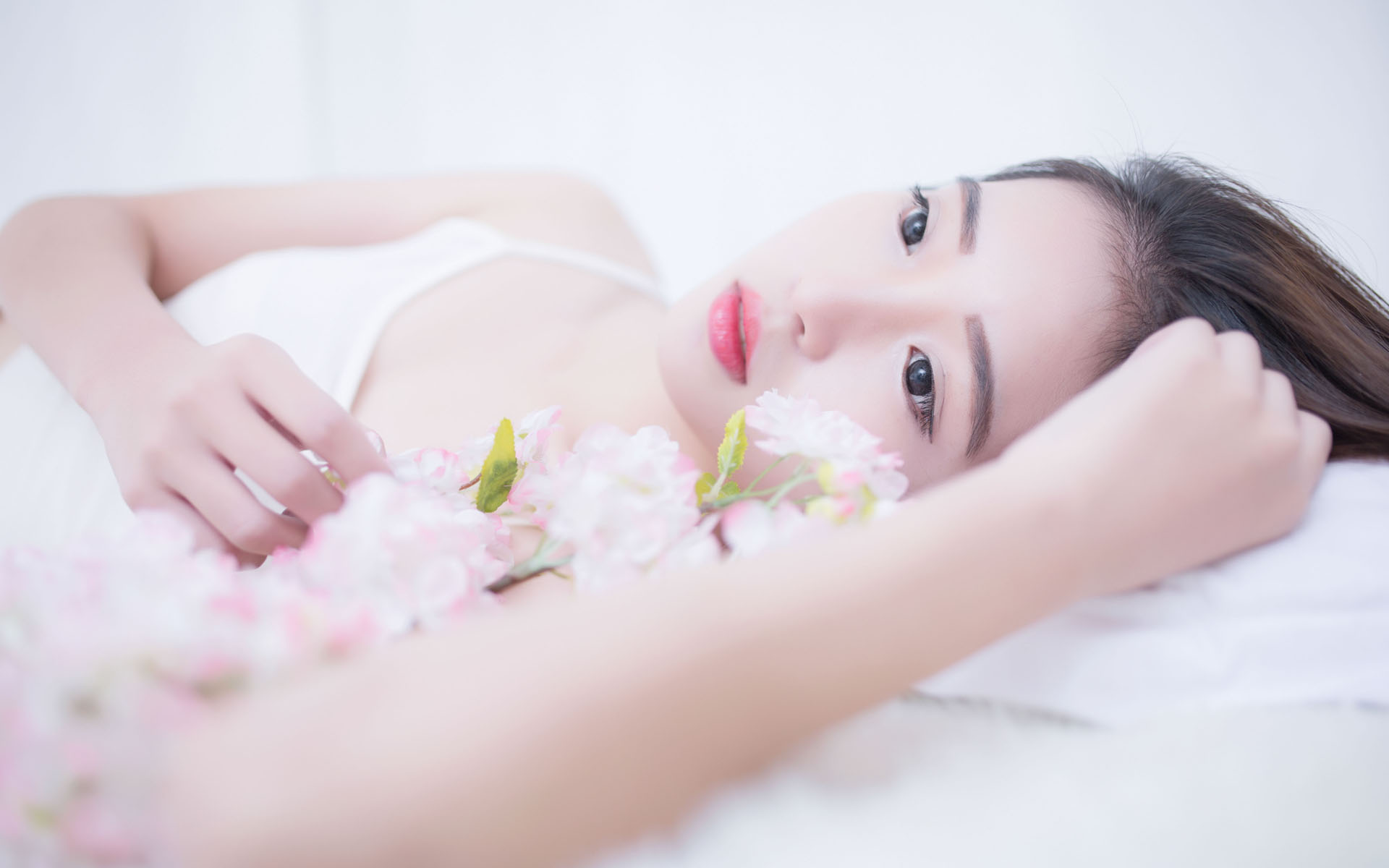 习近平：期待在天津同各成员国领导人会面 共商上海合作组织发展大计